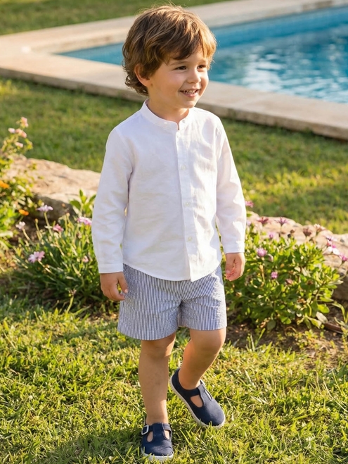 navy blue stripes look