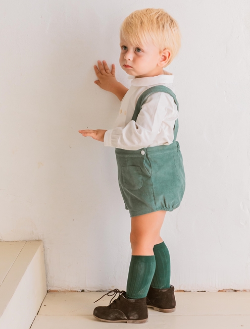 Bermuda niño con tirante. Pana verde 