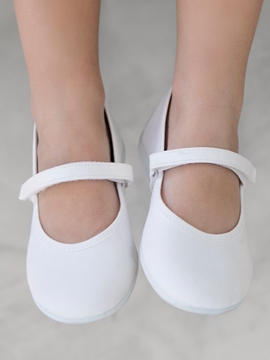 White Mary Jane canvas shoes